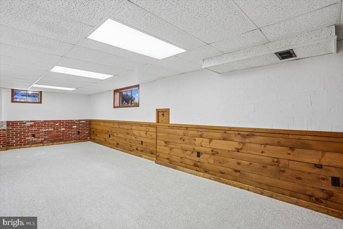 ASPEN KNOLLS - Residential