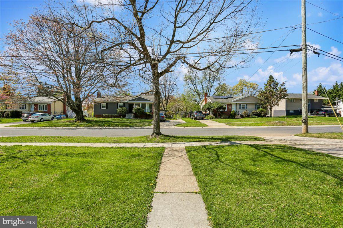 ASPEN KNOLLS - Residential