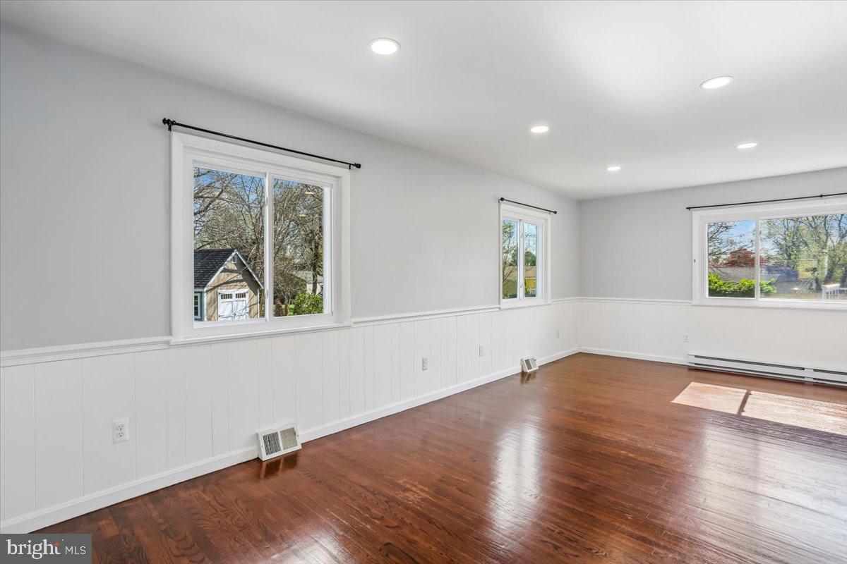 ASPEN KNOLLS - Residential