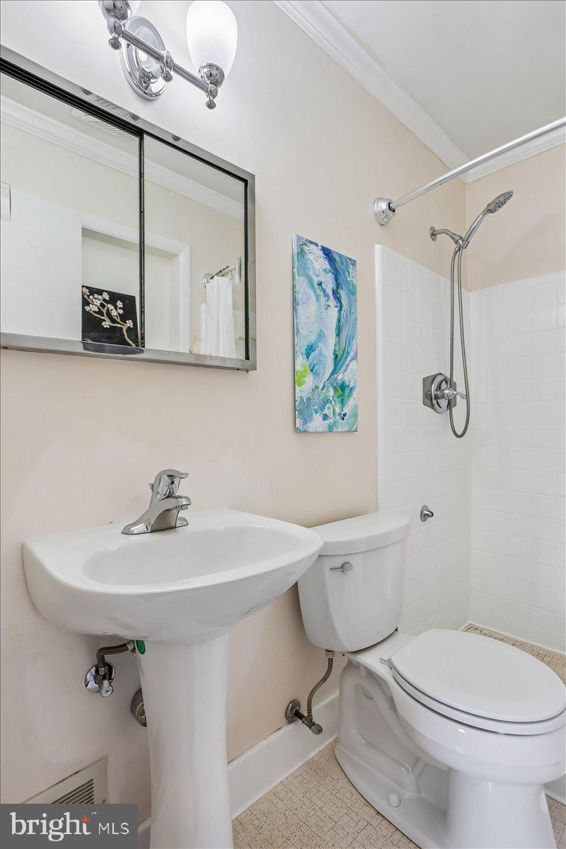 ASPEN KNOLLS - Residential