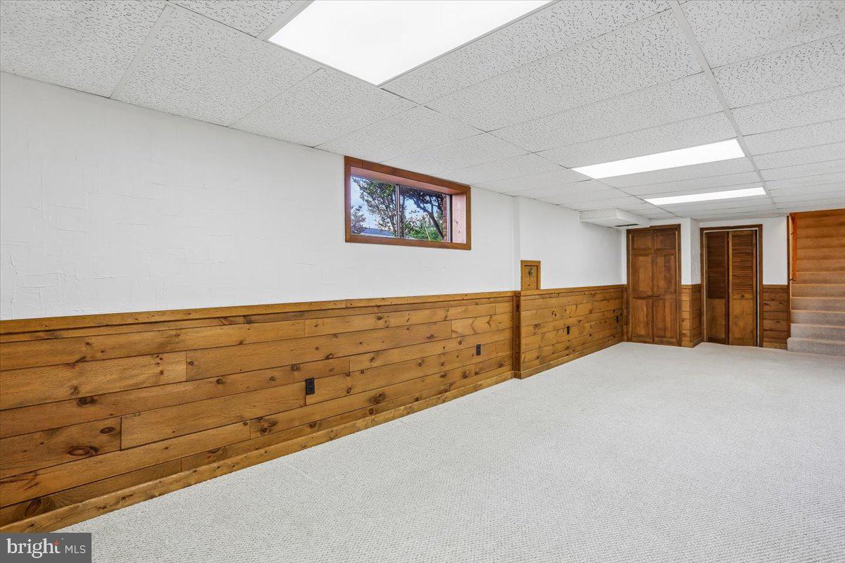 ASPEN KNOLLS - Residential