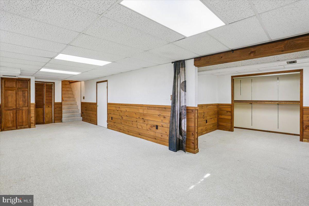 ASPEN KNOLLS - Residential