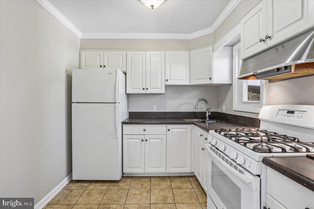 ASPEN KNOLLS - Residential