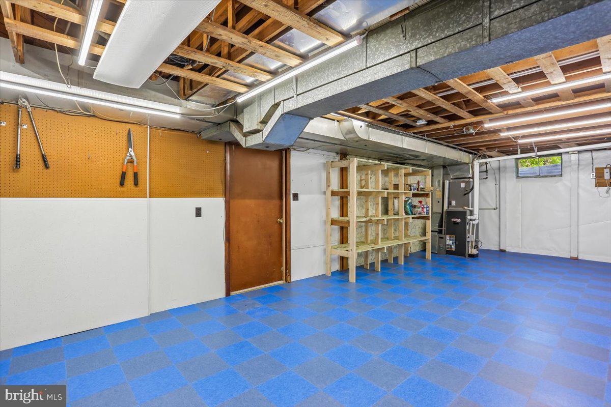 ASPEN KNOLLS - Residential