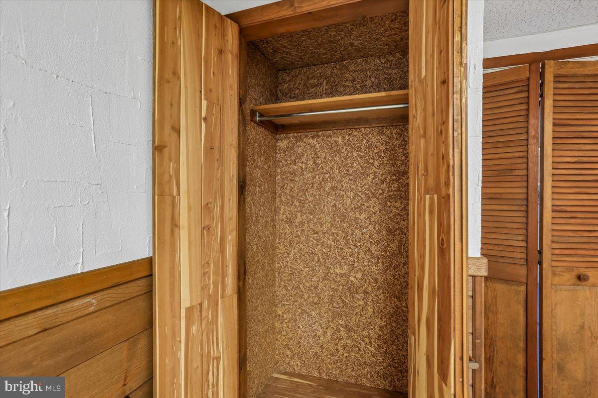 ASPEN KNOLLS - Residential