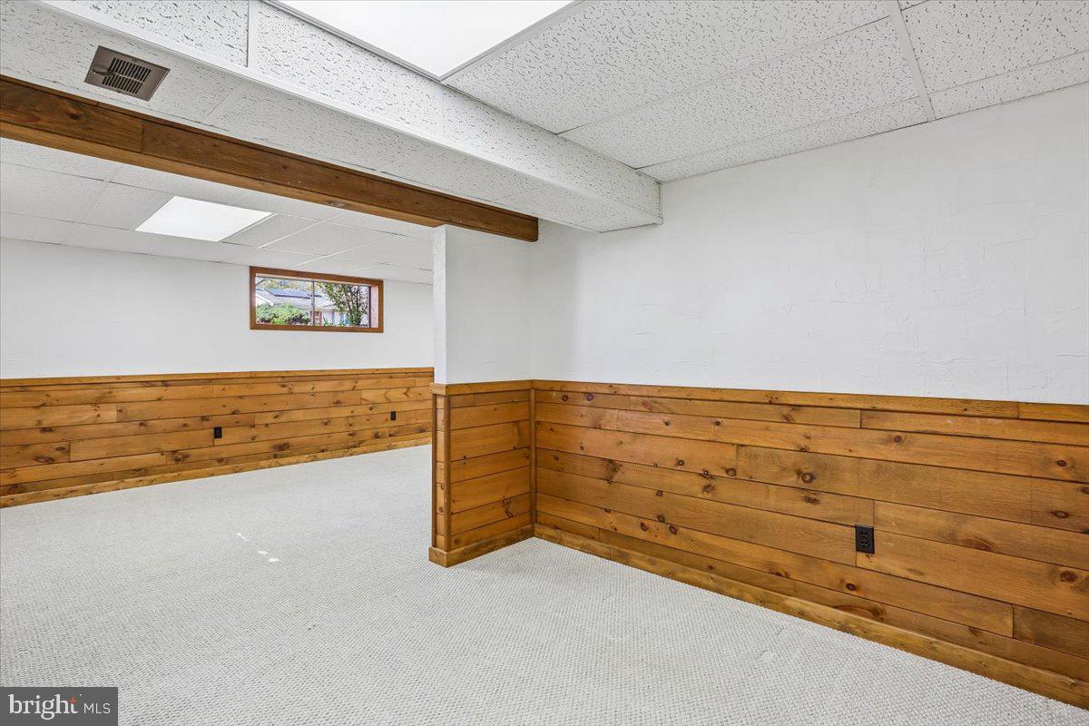 ASPEN KNOLLS - Residential