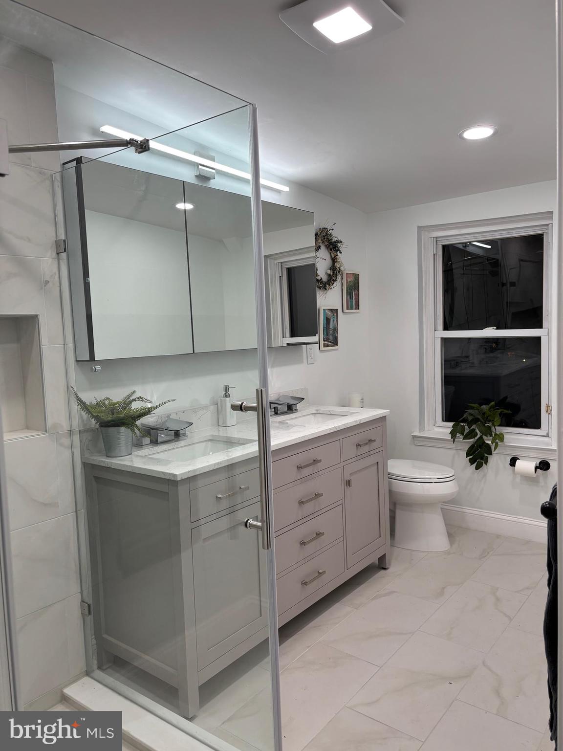 FAIRMOUNT - Residential