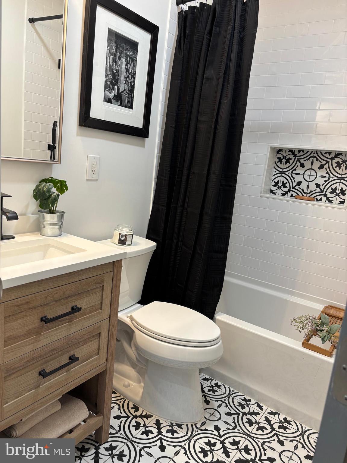 FAIRMOUNT - Residential