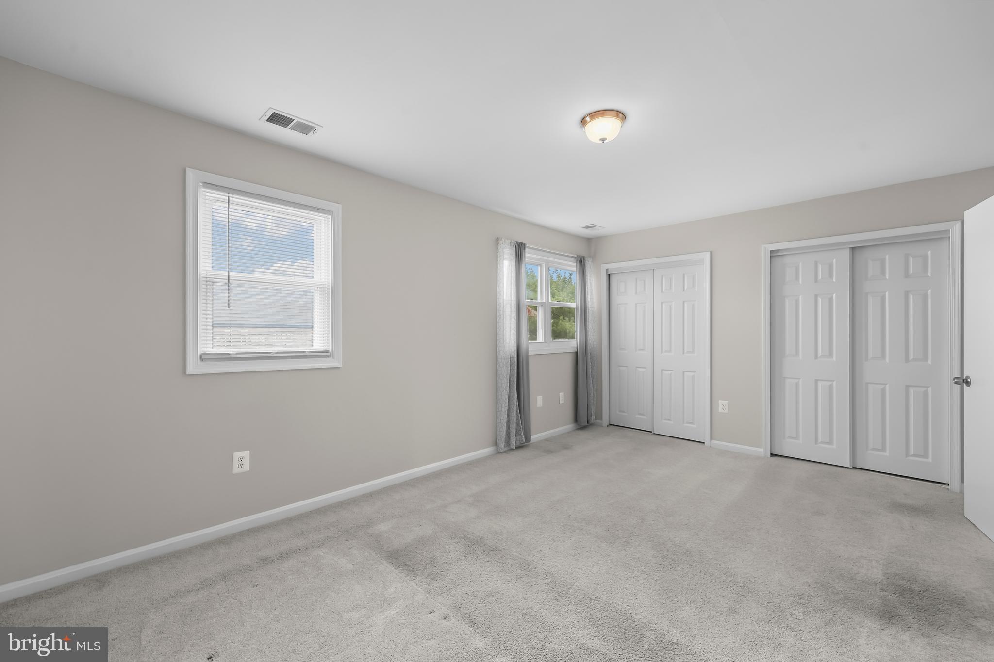 POINT OF WOODS - Residential