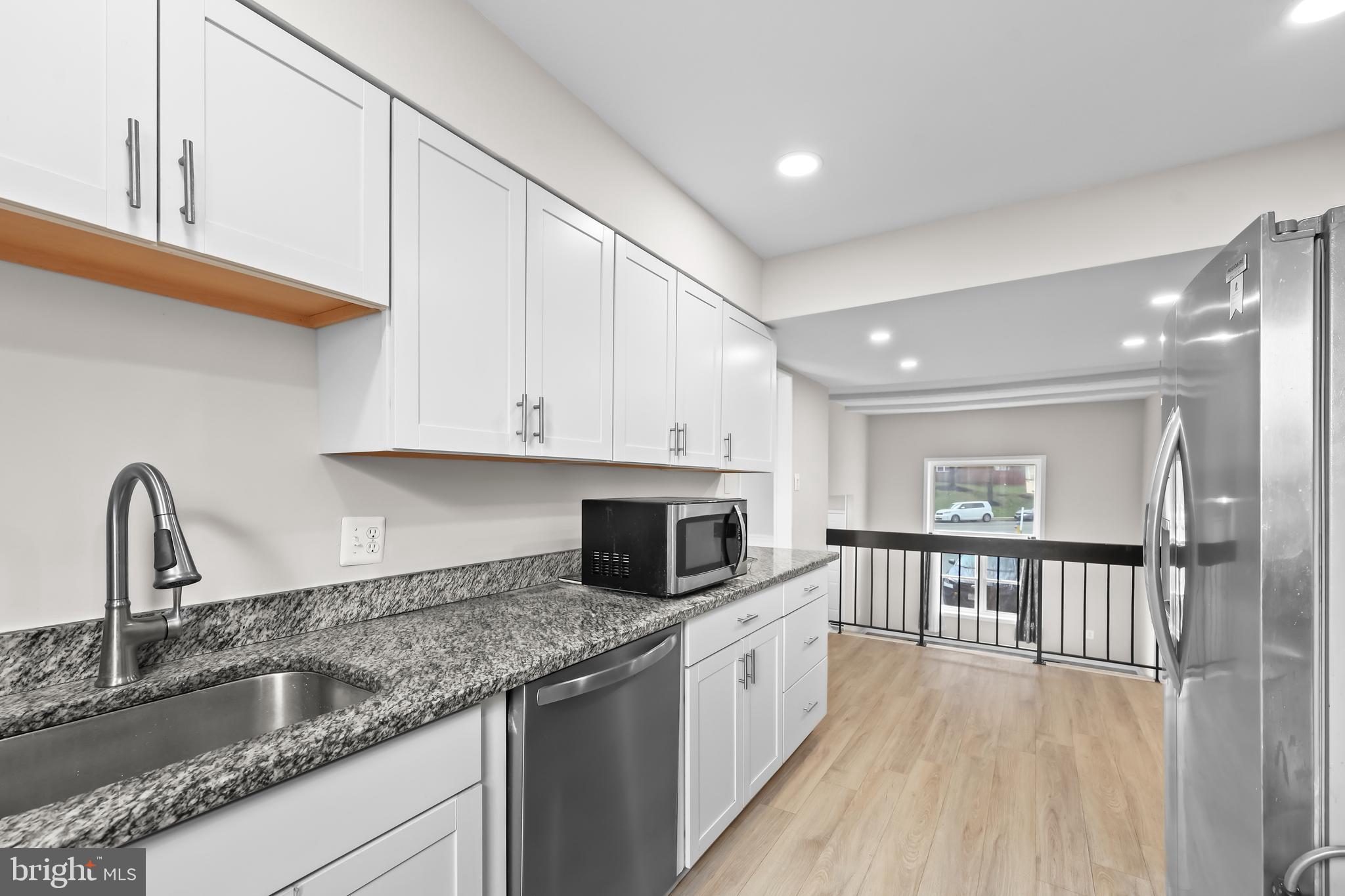 POINT OF WOODS - Residential