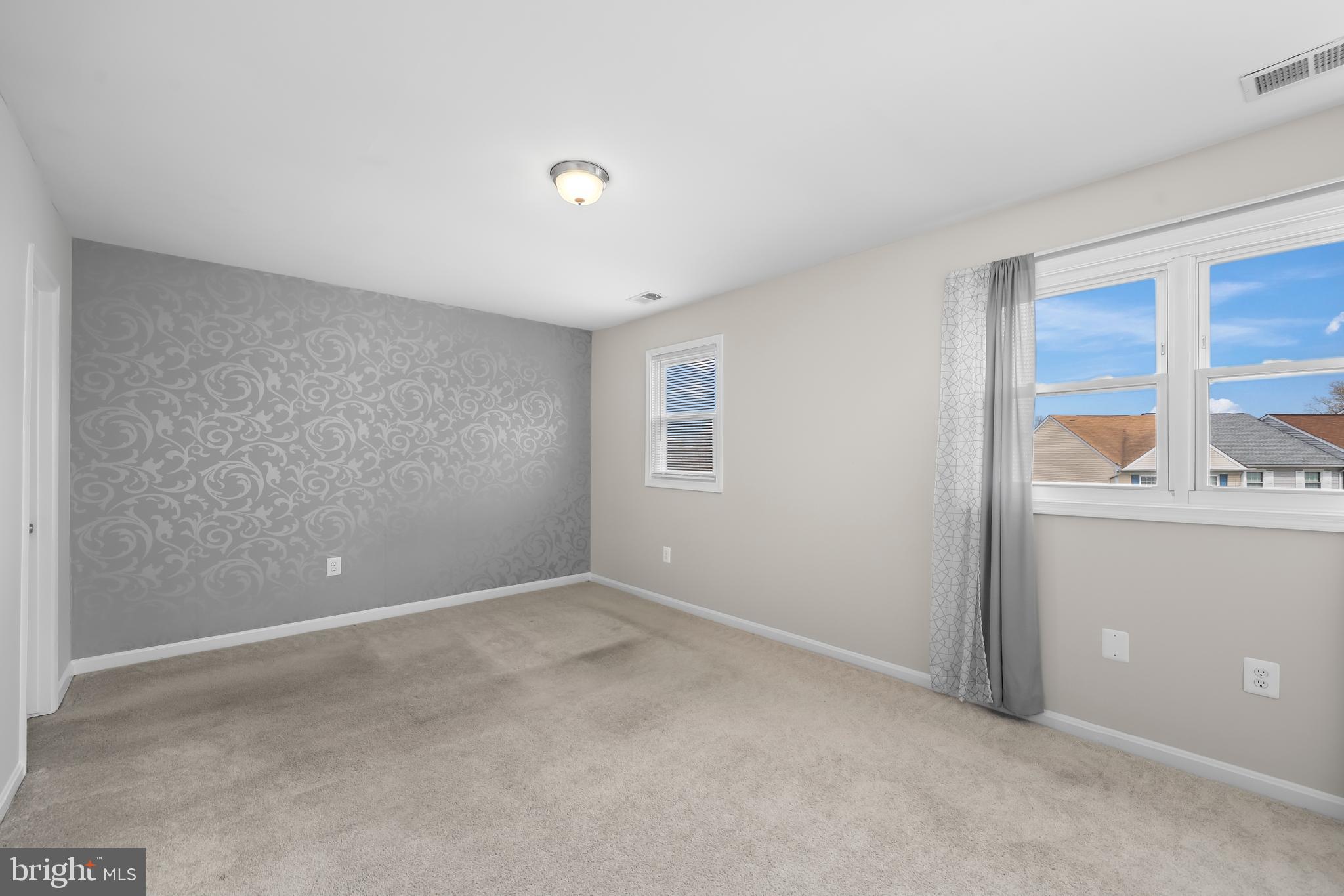 POINT OF WOODS - Residential