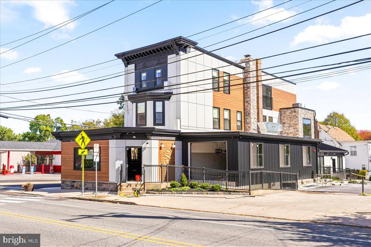 Welcome to beautiful Wyndmoor, nestled in Springfield Township, just across the Philadelphia county line and adjacent to Chestnut Hill. This brand-new, spacious 3-bedroom, 2-bathroom full-floor apartment is ideally located in the heart of Wyndmoor, steps away from the local market, coffee shops, restaurants, salons, fitness studios, and public transportation. It also has an on-site, dedicated parking space in the building's private lot.

Featuring hardwood floors throughout, the open-concept kitchen and living area is bathed in natural light, making it perfect for entertaining. The modern kitchen is fully equipped with stainless steel appliances, granite countertops, a built-in microwave, dishwasher and front-load laundry for added convenience.  

The primary bedroom boasts a walk-in closet and a modern en suite bathroom with an oversized walk-in shower. The additional two bedrooms are bright and airy, with easy access to a full hallway bathroom.

Don't miss this opportunity to live in one of Montgomery County’s most desirable neighborhoods!