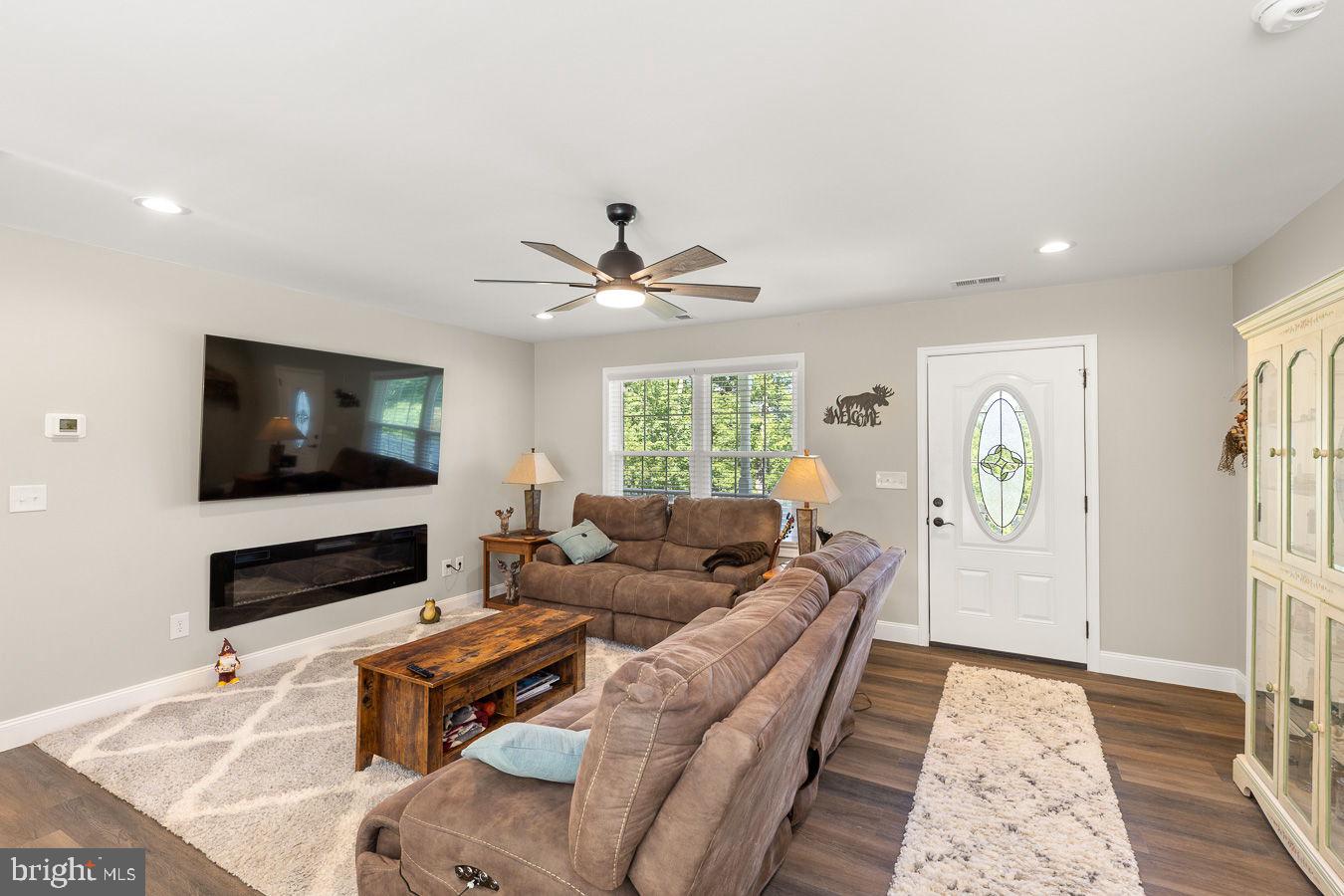 58 CEDAR LANE