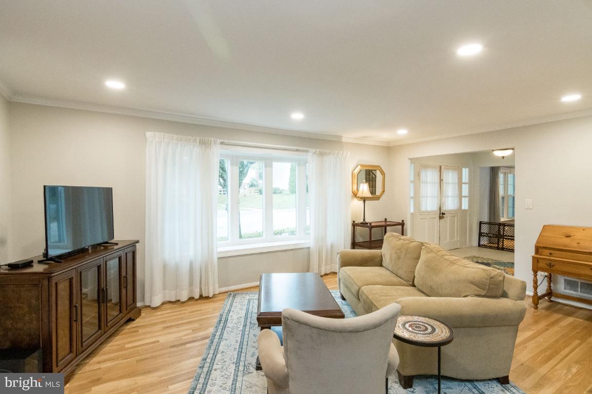 LONGFELLOW - Residential