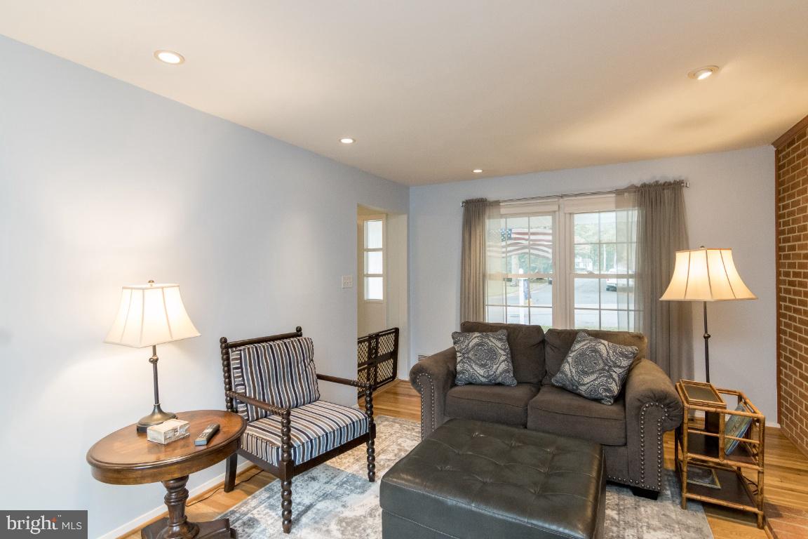 LONGFELLOW - Residential