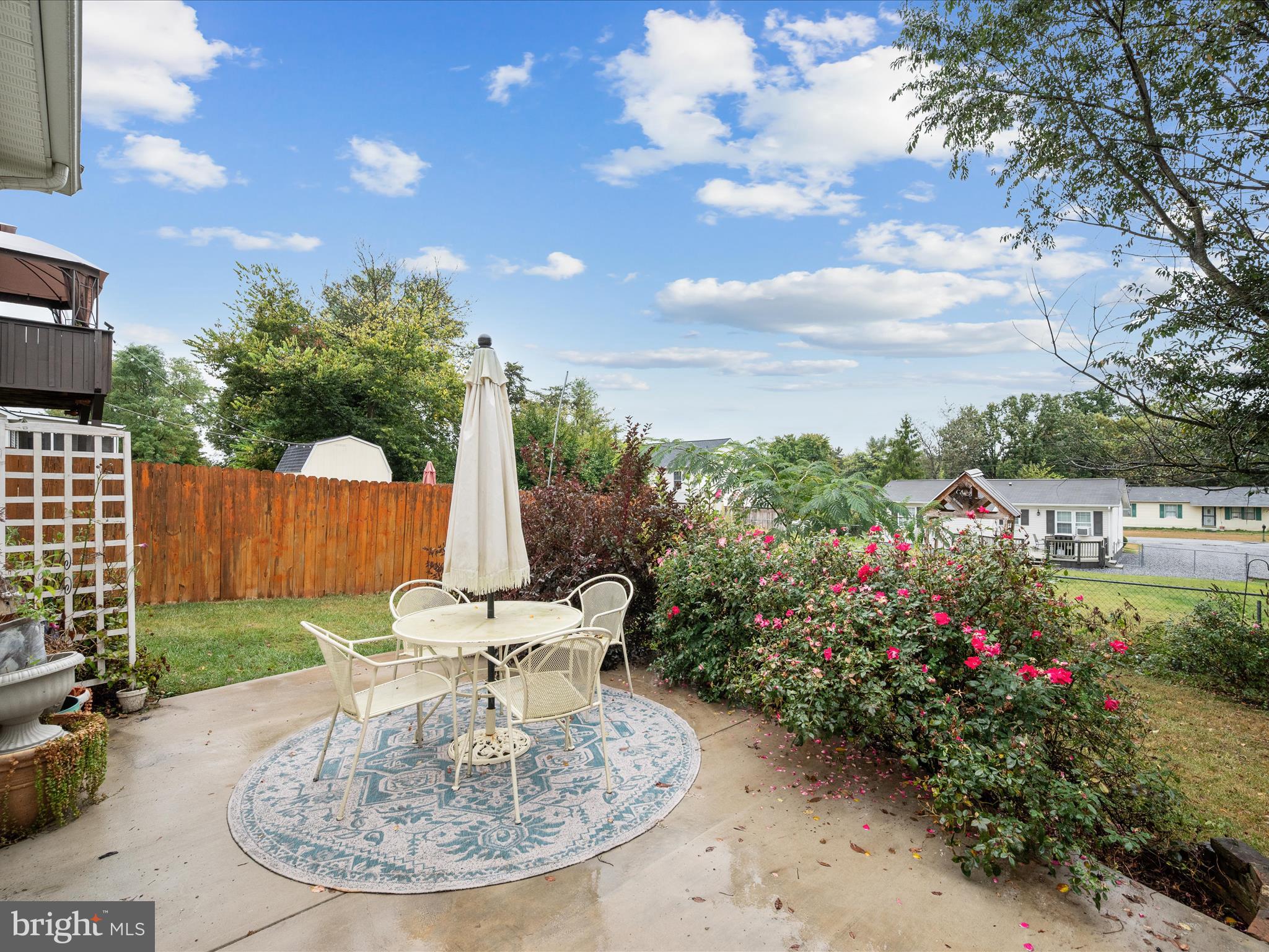 INWOOD MEADOWS - Residential