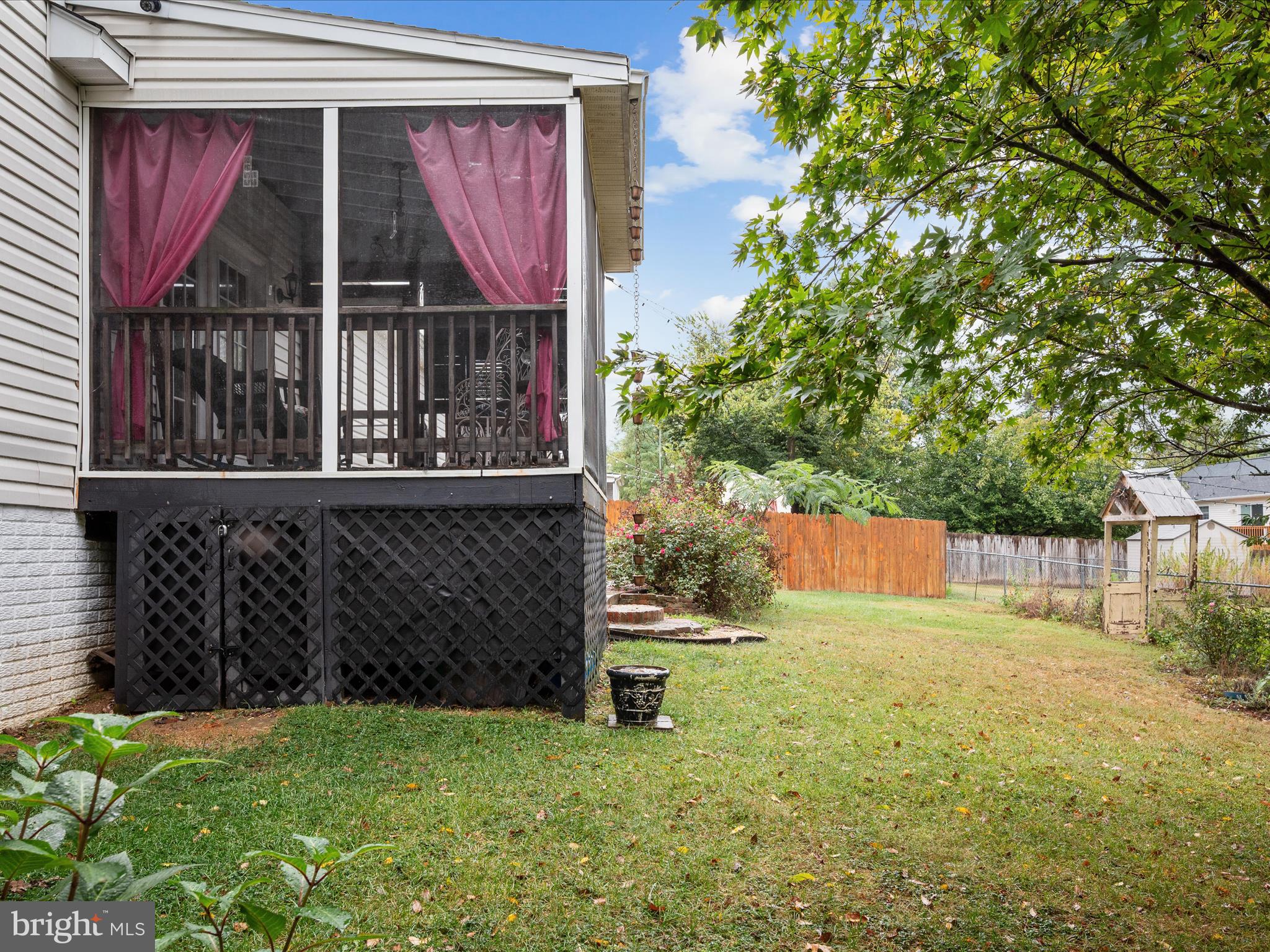 INWOOD MEADOWS - Residential