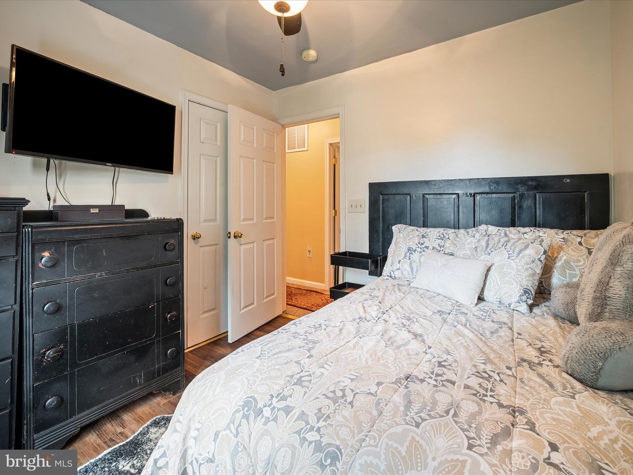 INWOOD MEADOWS - Residential