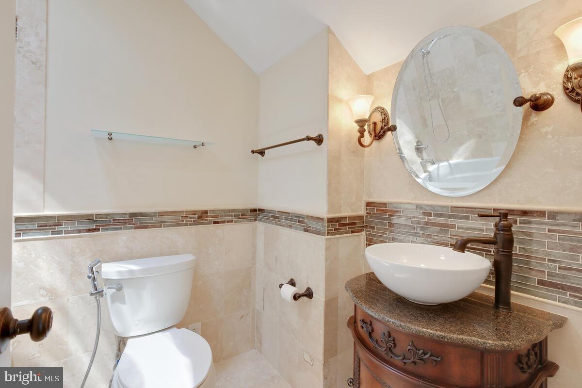 OLD GEORGETOWN ESTATES - Residential