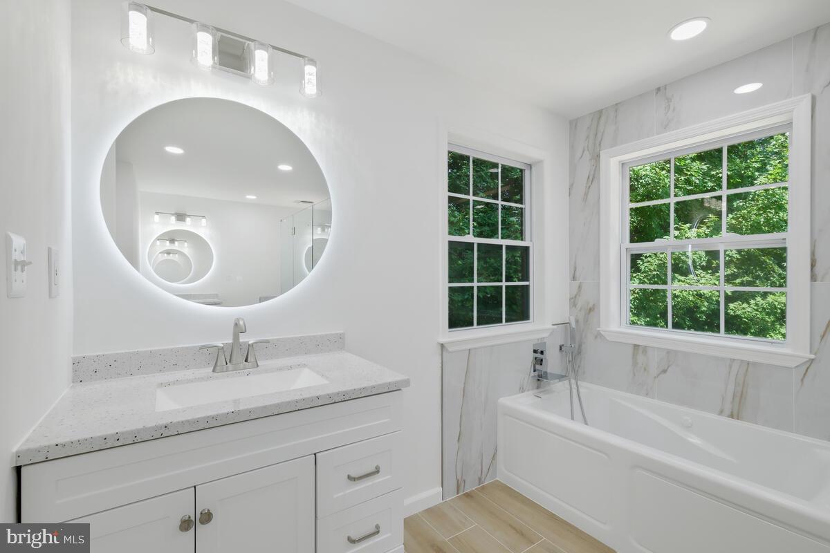 OLD GEORGETOWN ESTATES - Residential