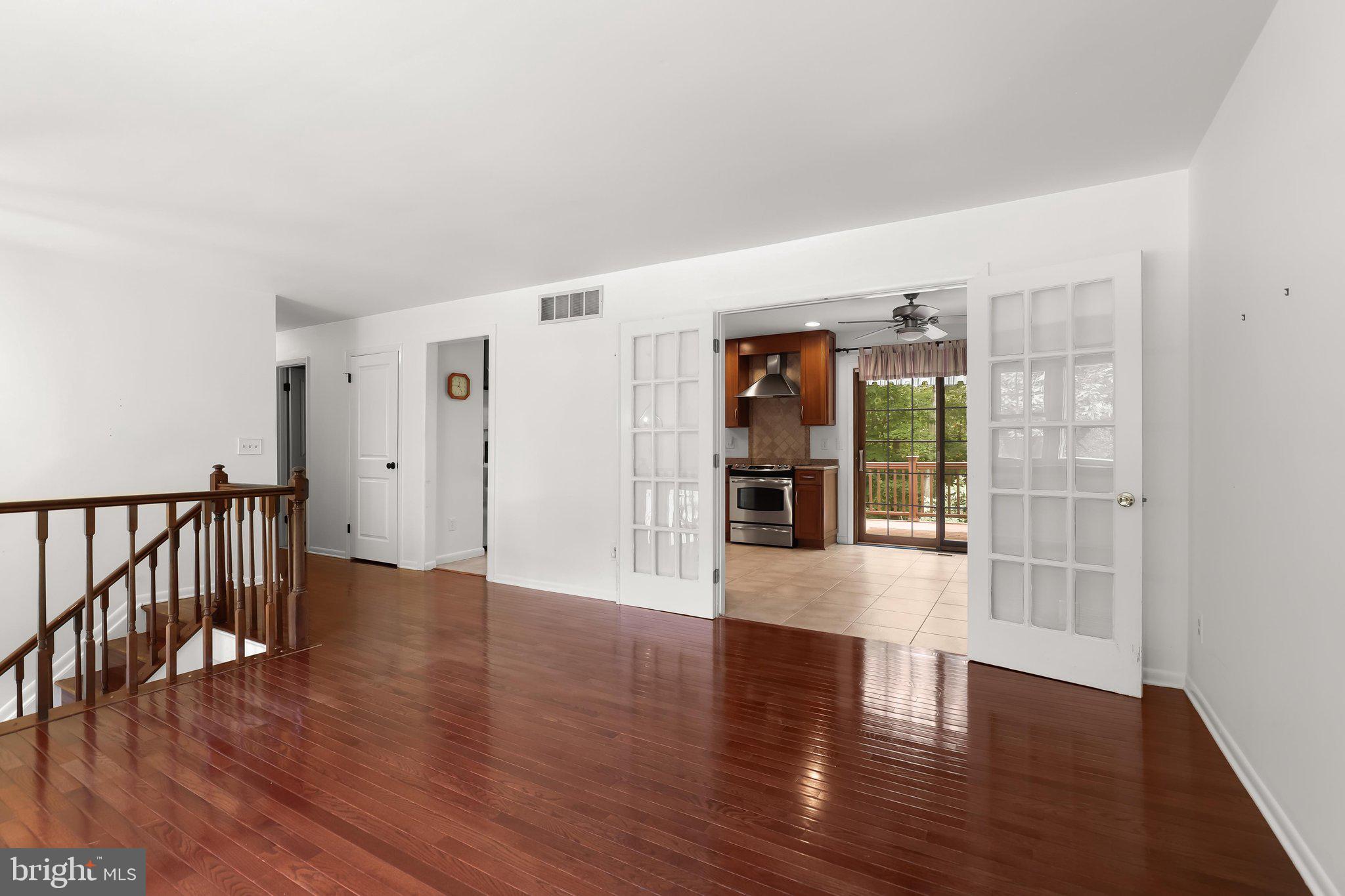 2164 BRANCHWOOD COURT