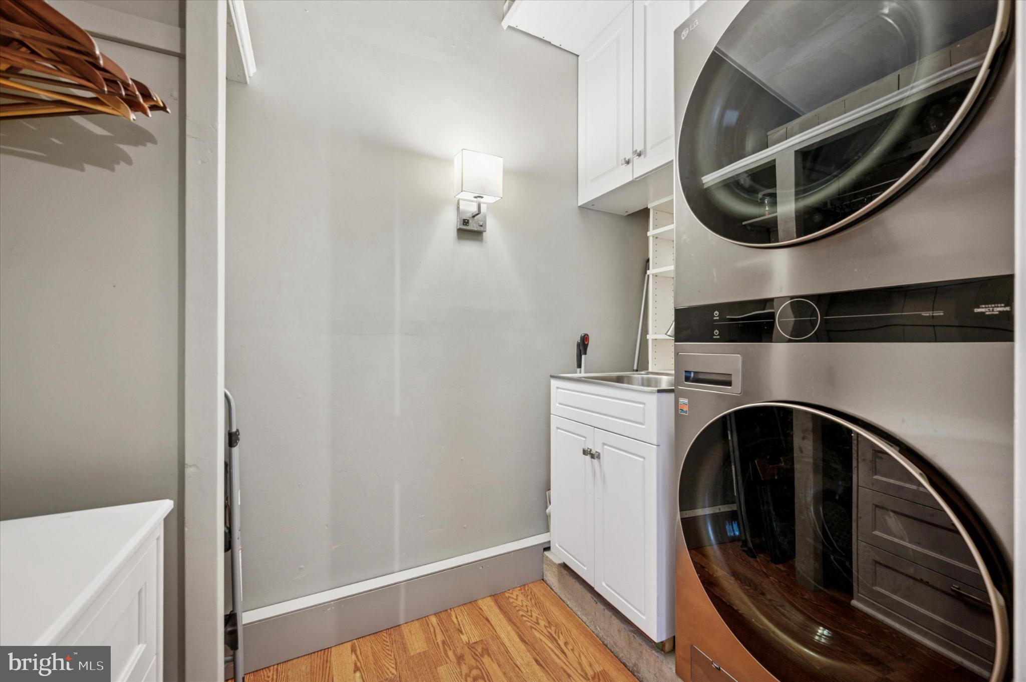 CHESTNUT HILL - Residential Income