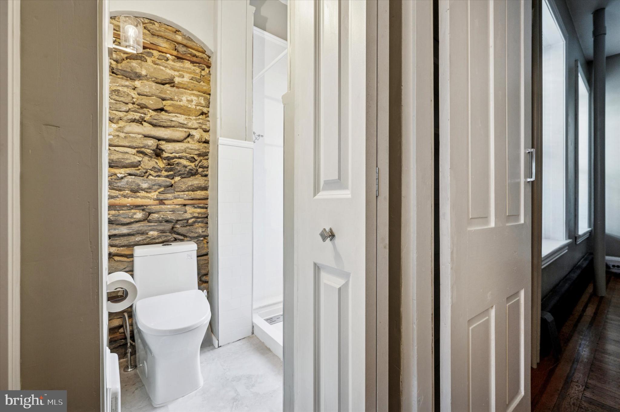 CHESTNUT HILL - Residential Income