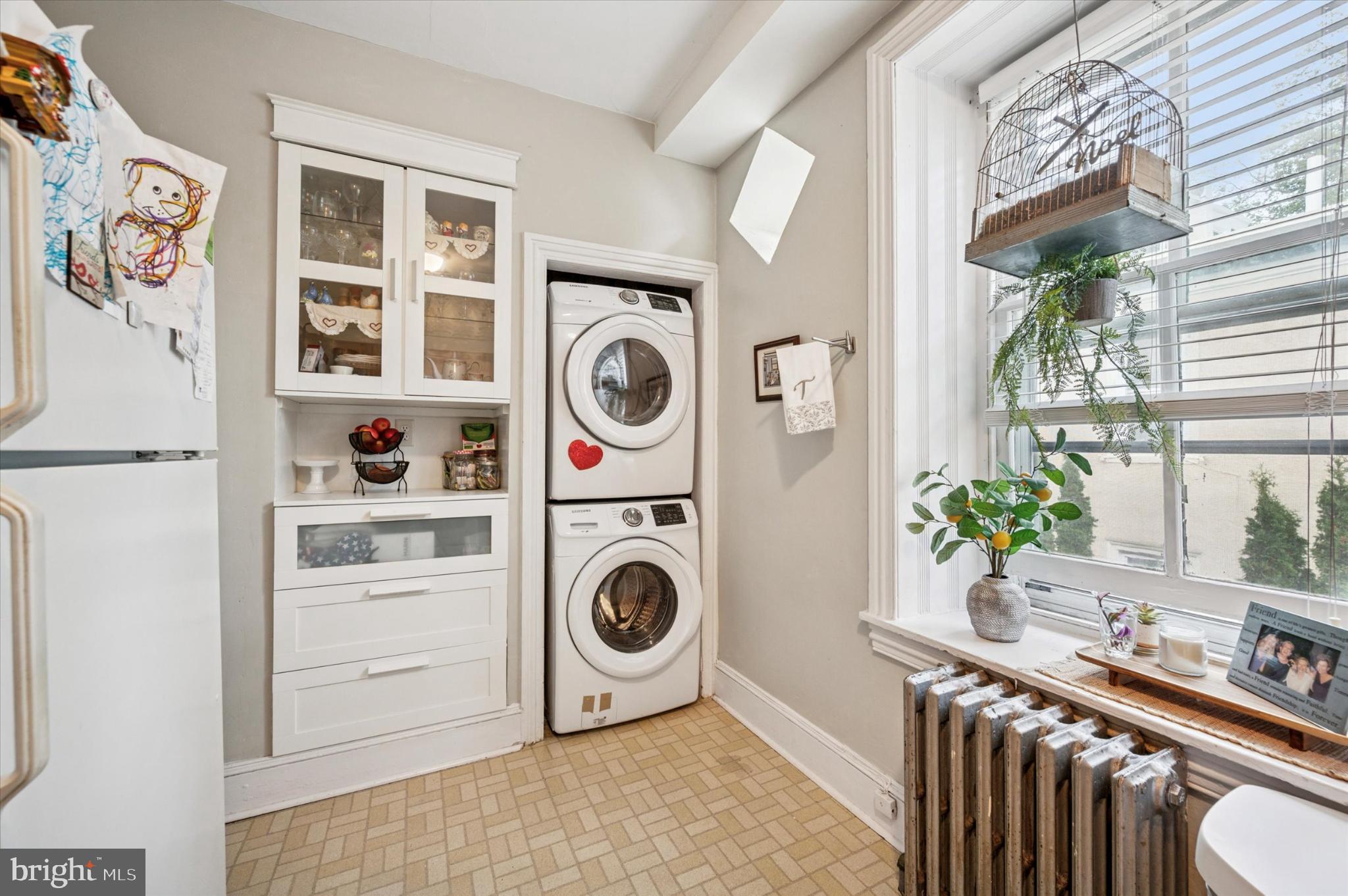 CHESTNUT HILL - Residential Income