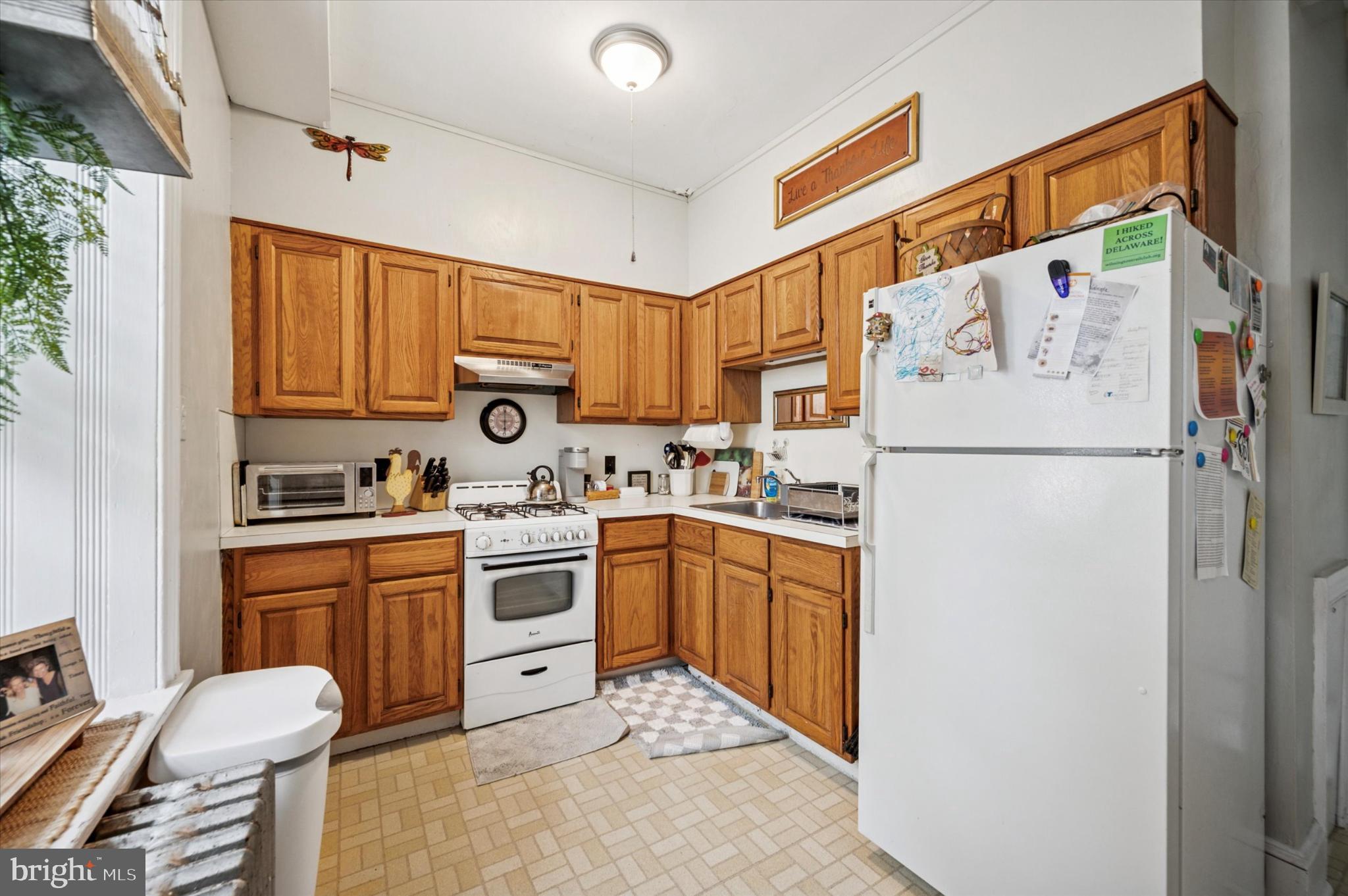 CHESTNUT HILL - Residential Income