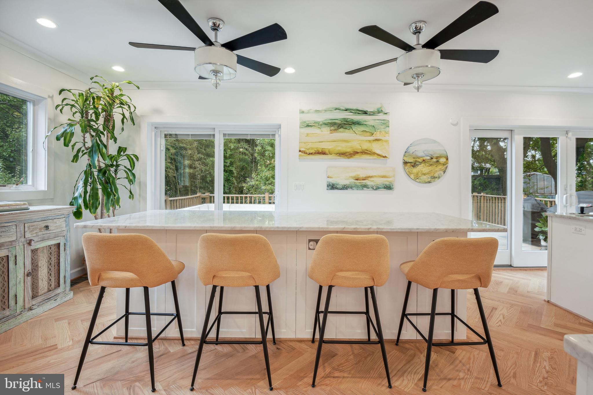 KENSINGTON - Residential