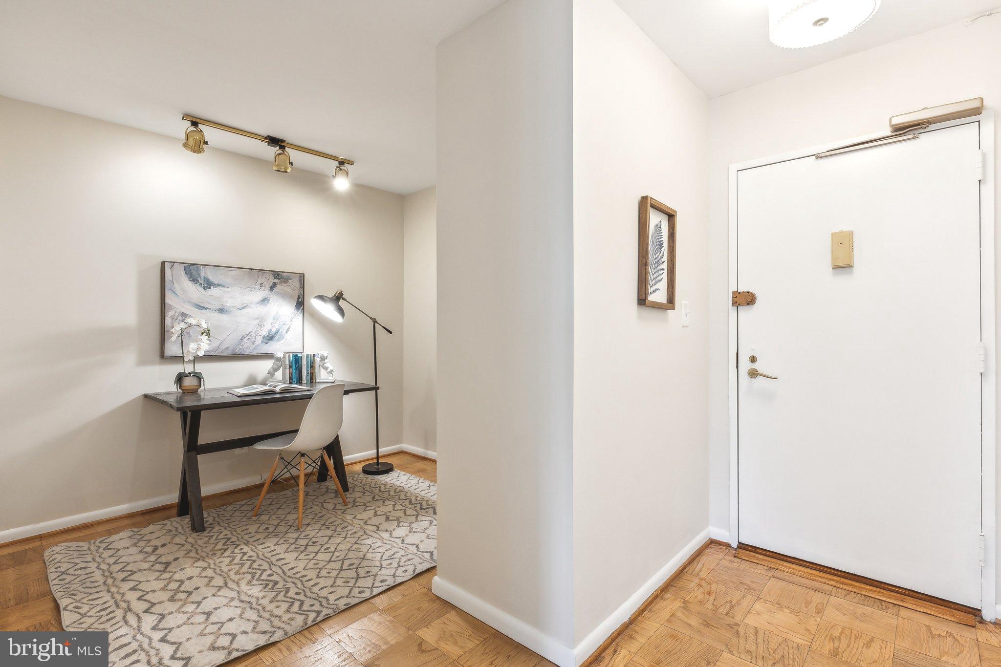 FOGGY BOTTOM - Residential Lease