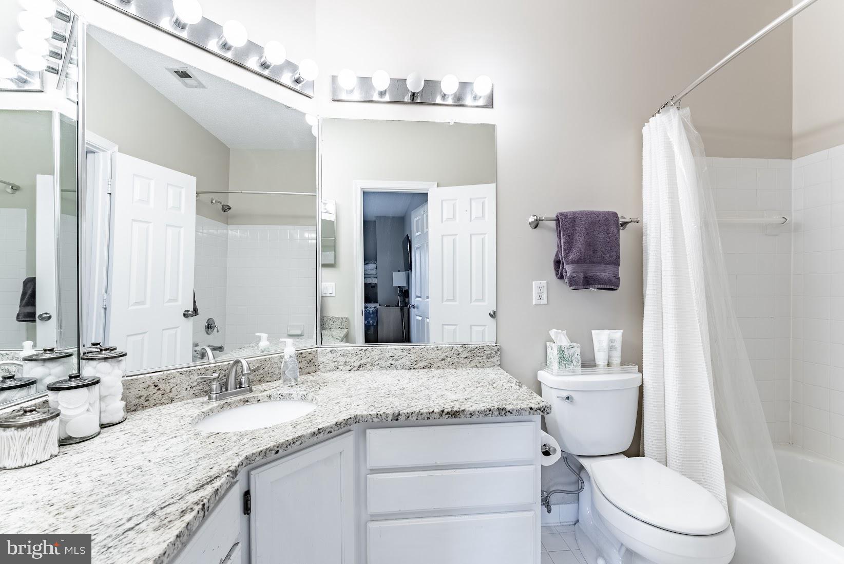 SANDERLING CONDO - Residential