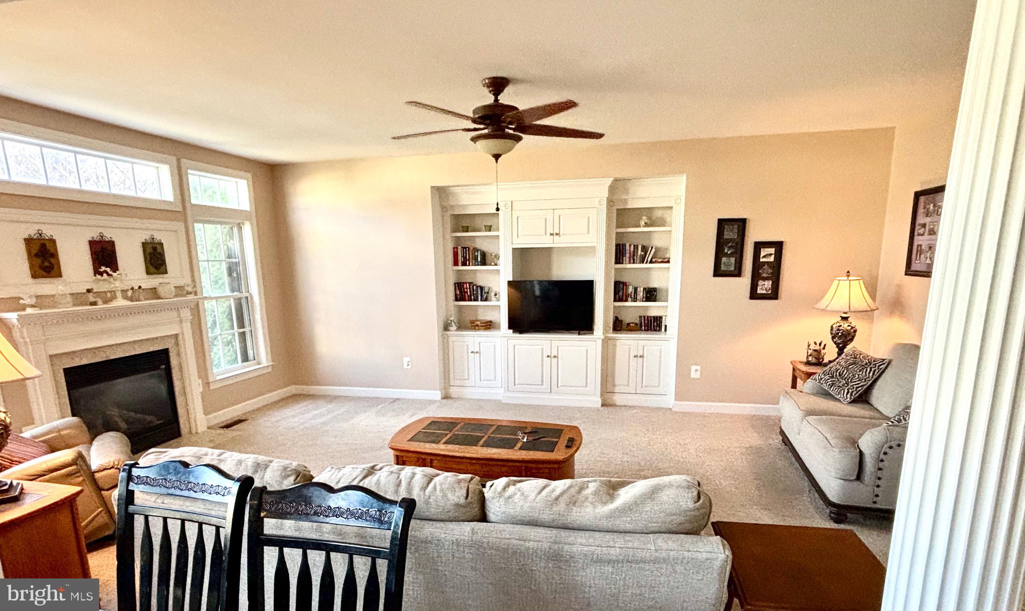 ADAMSTOWN COMMONS - Residential