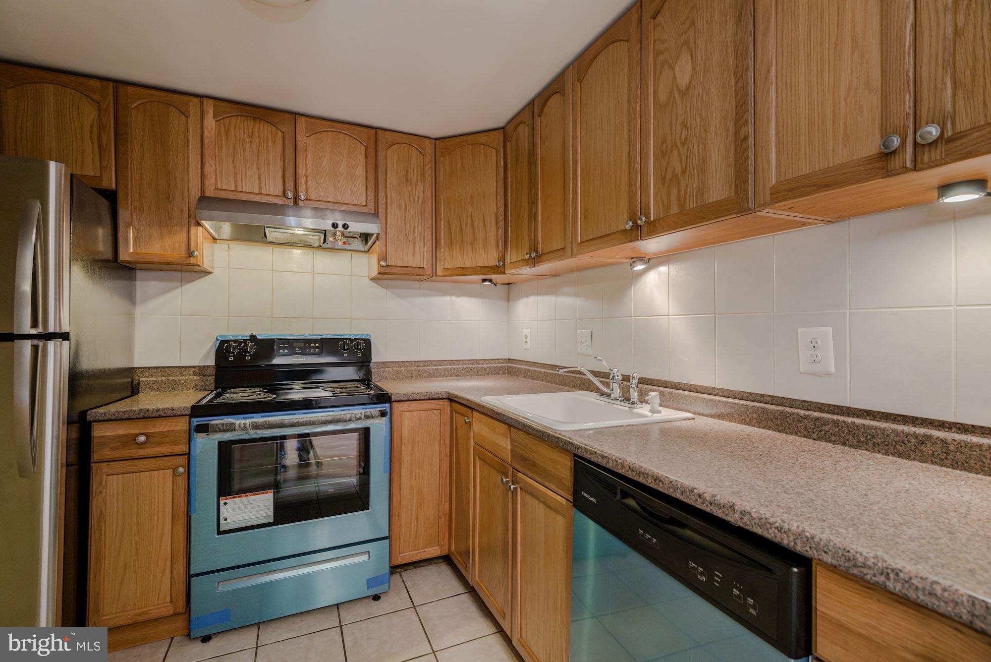 SENTINEL OF LANDMARK - Residential