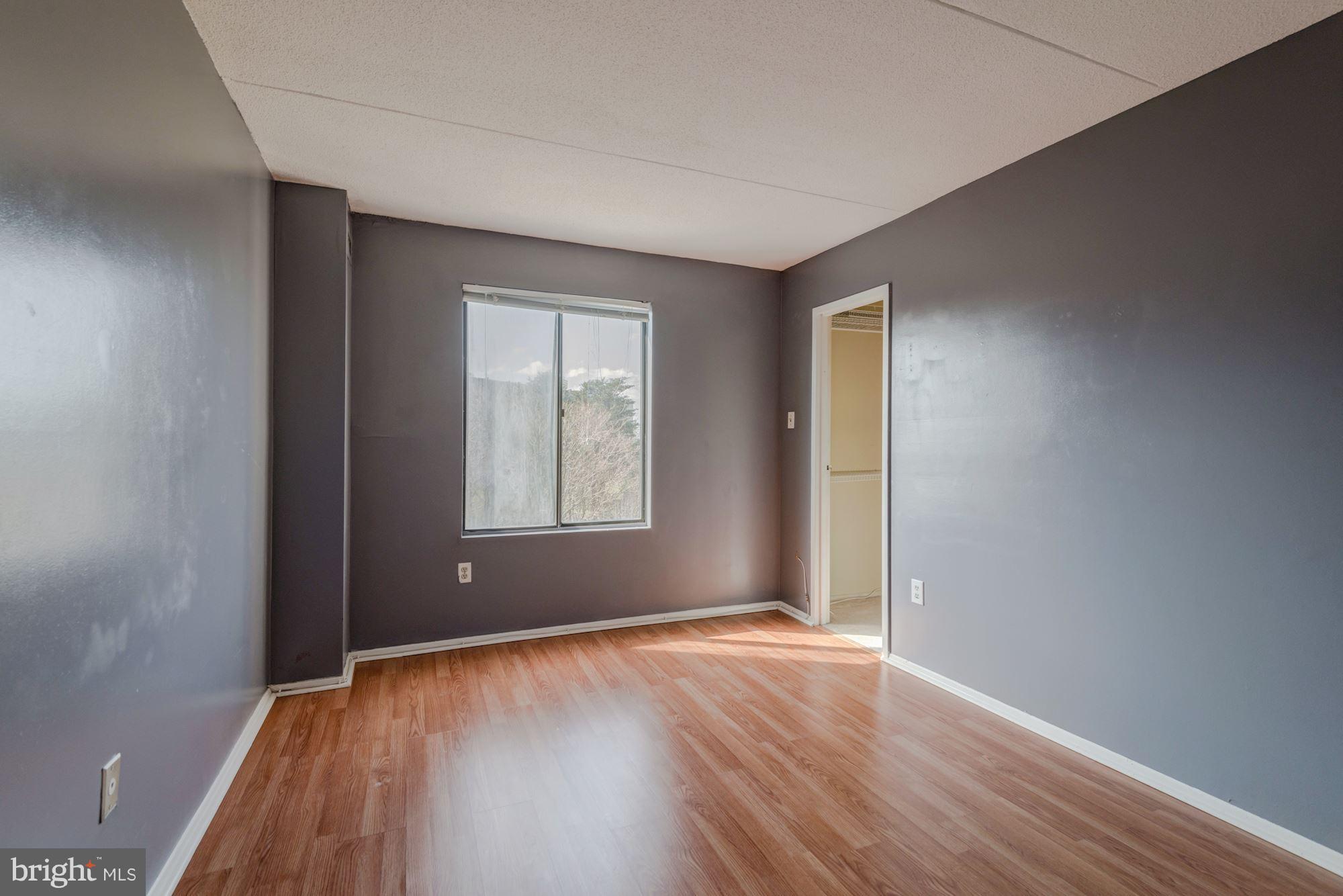 SENTINEL OF LANDMARK - Residential