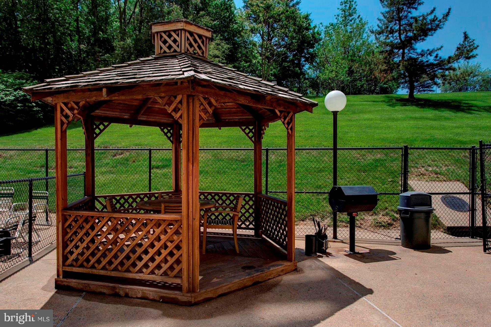 SENTINEL OF LANDMARK - Residential