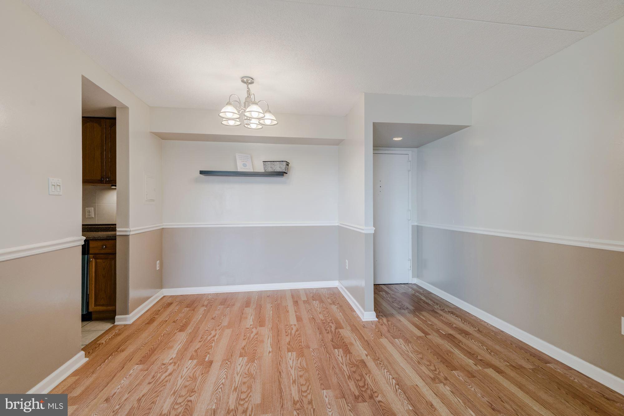 SENTINEL OF LANDMARK - Residential