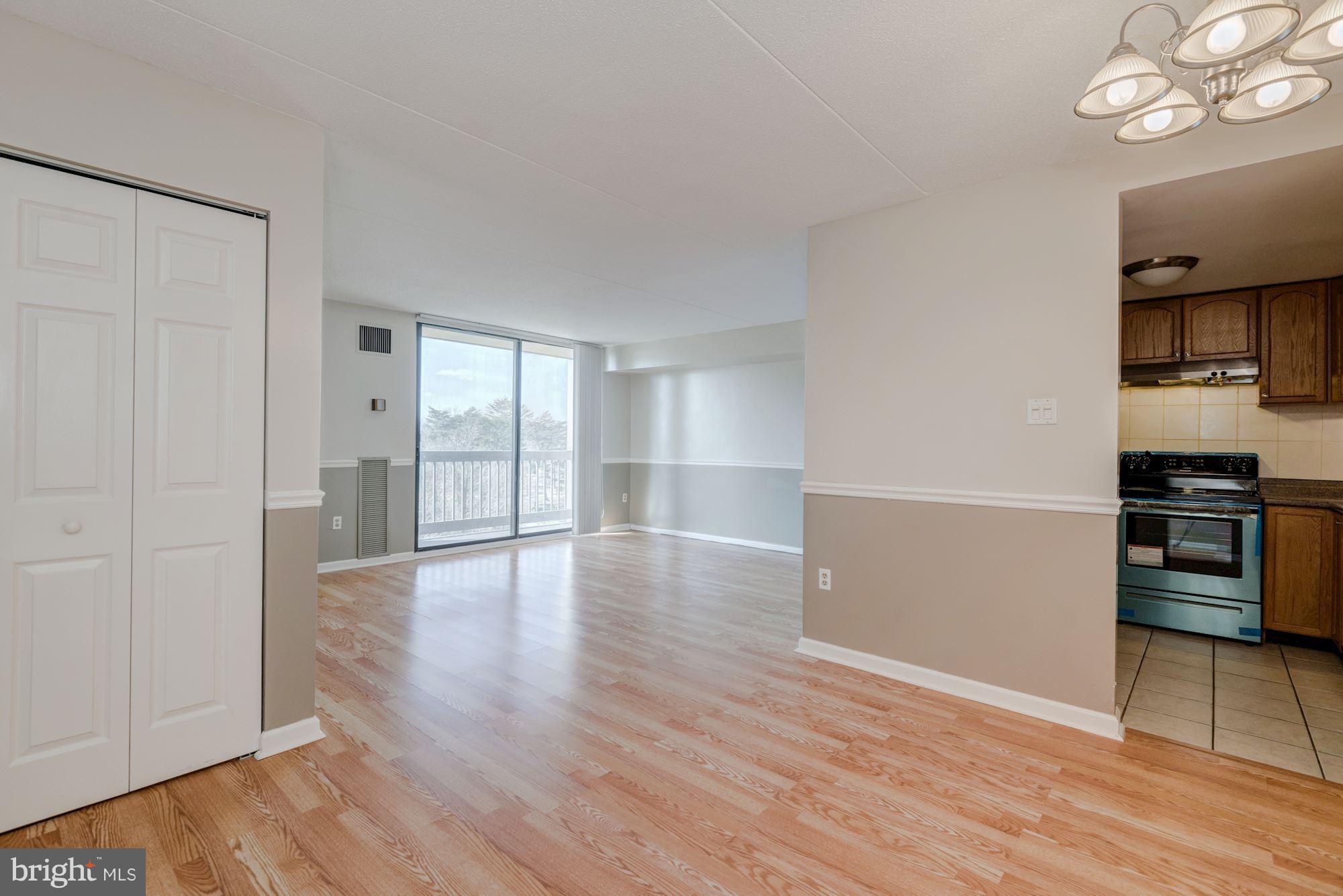 SENTINEL OF LANDMARK - Residential