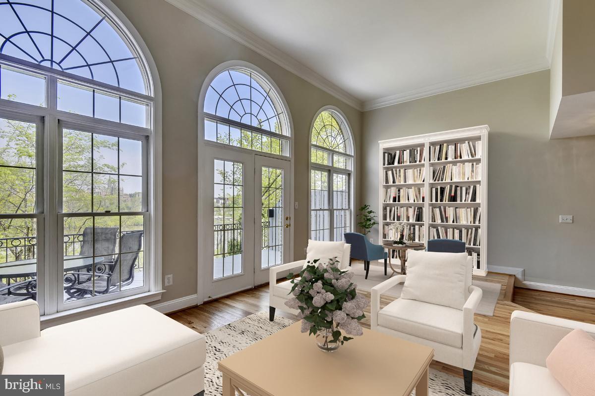 PALISADES PARK - Residential