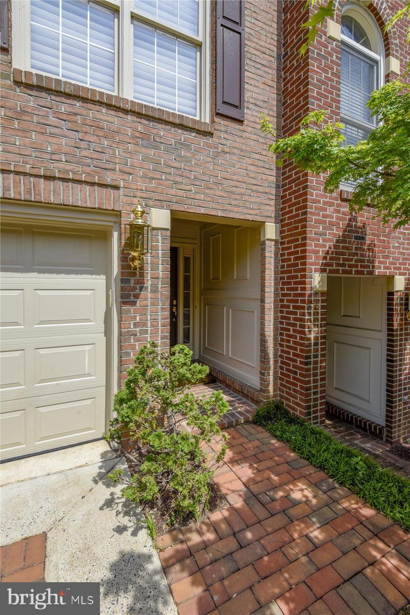 PALISADES PARK - Residential