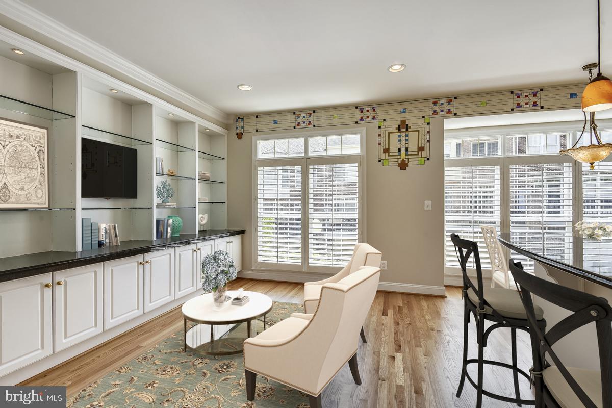 PALISADES PARK - Residential