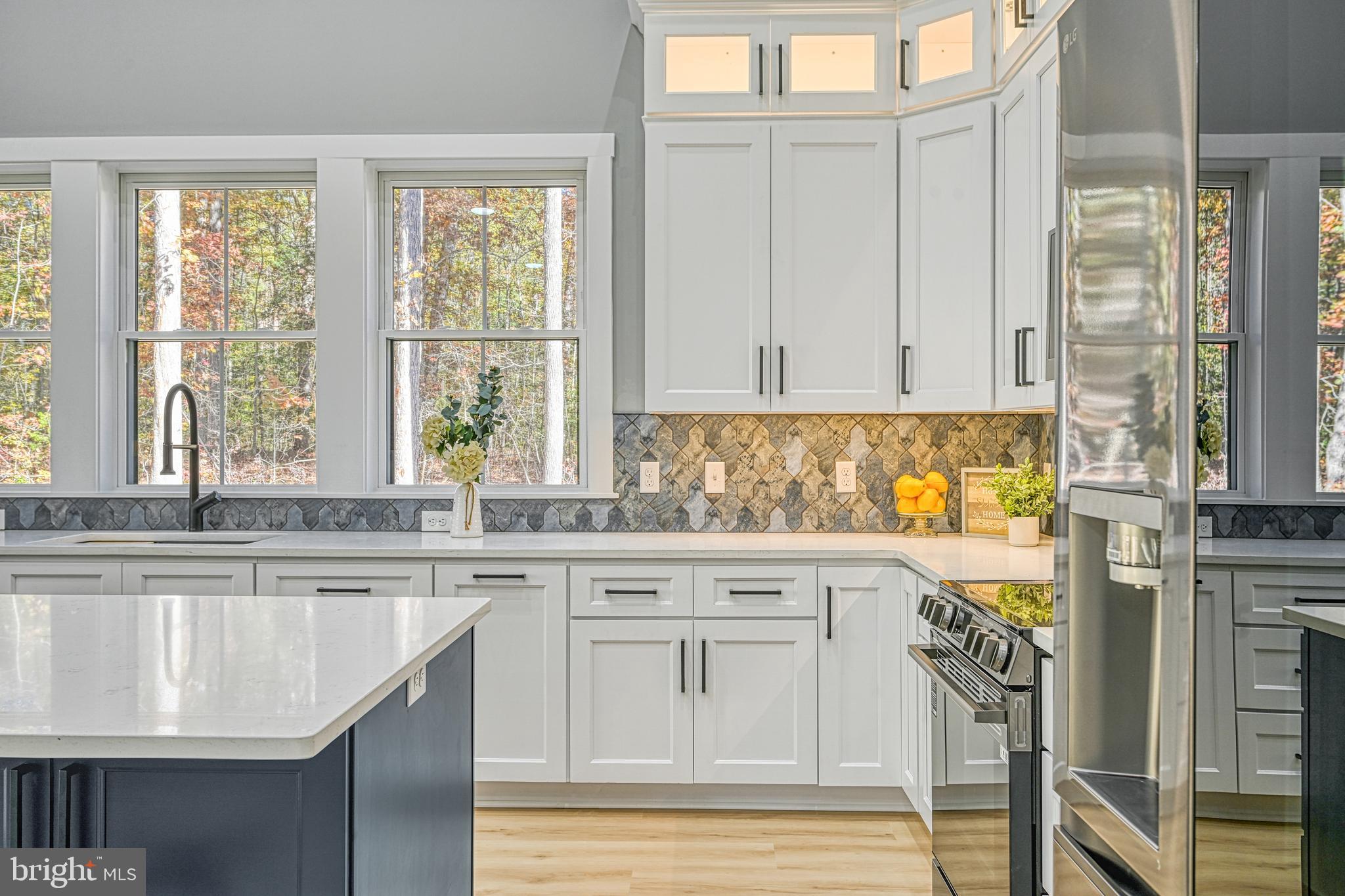 EQUESTRIAN LANDING - Residential