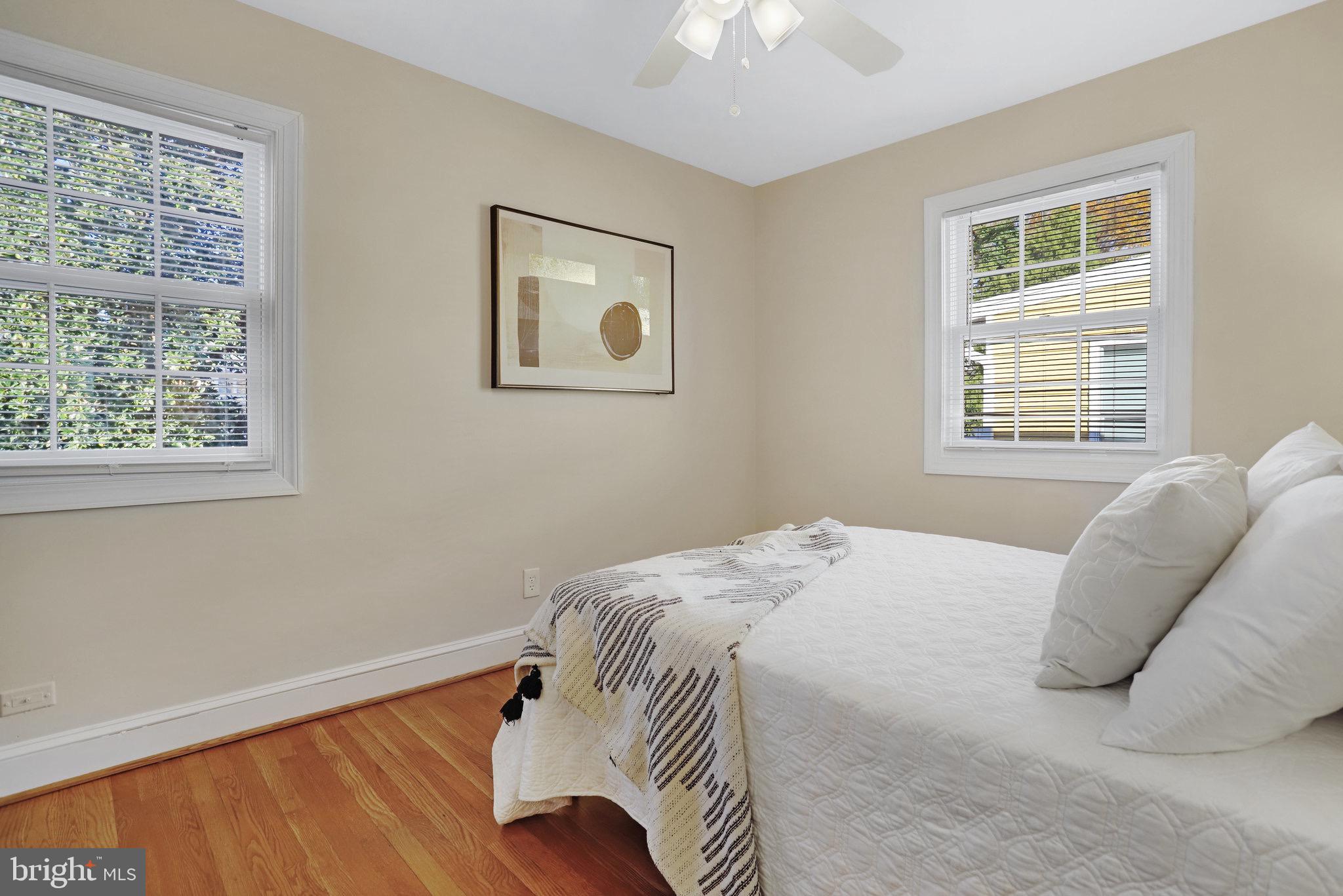 OLD TOWN ALEXANDRIA - Residential