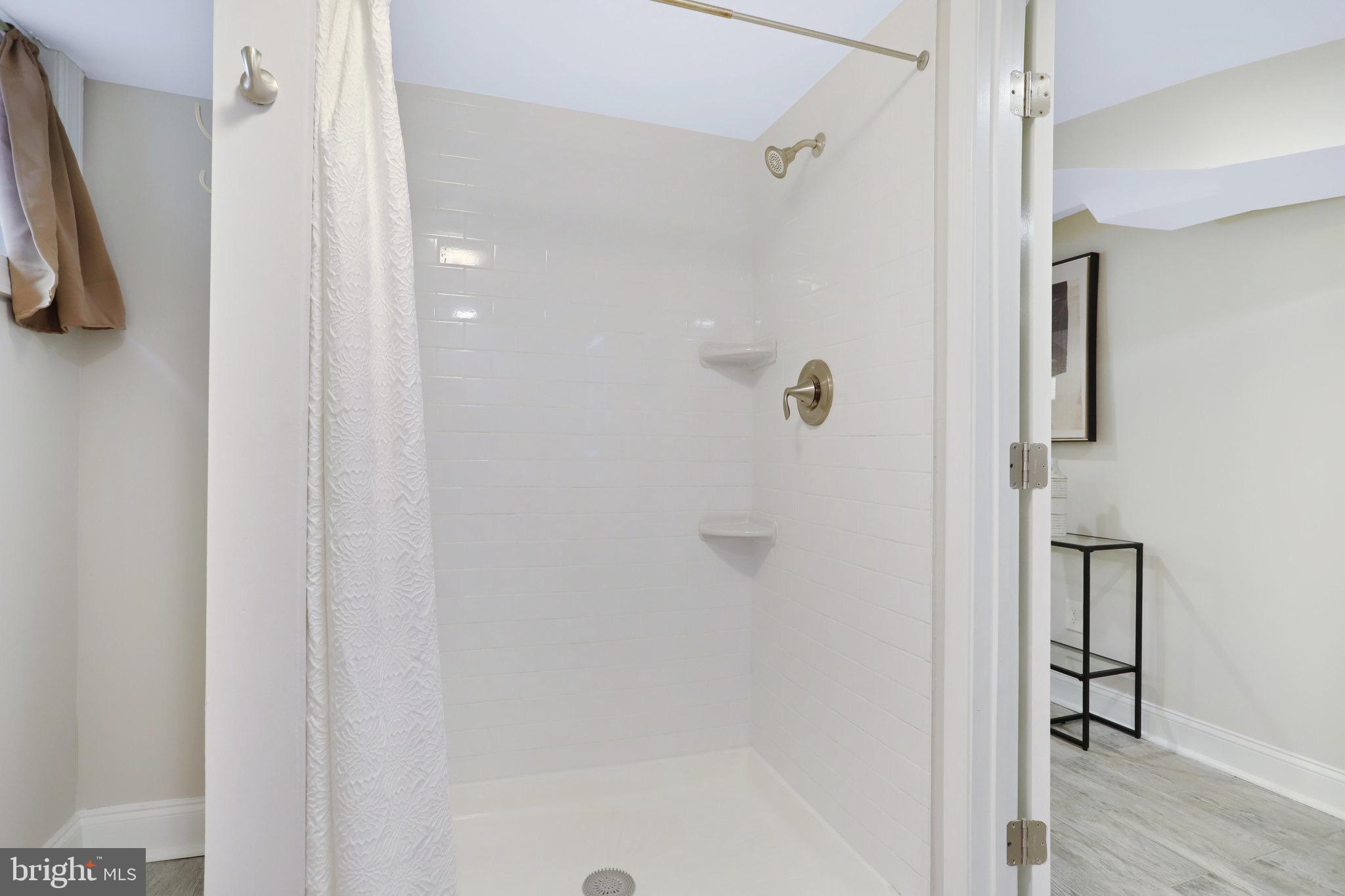 OLD TOWN ALEXANDRIA - Residential