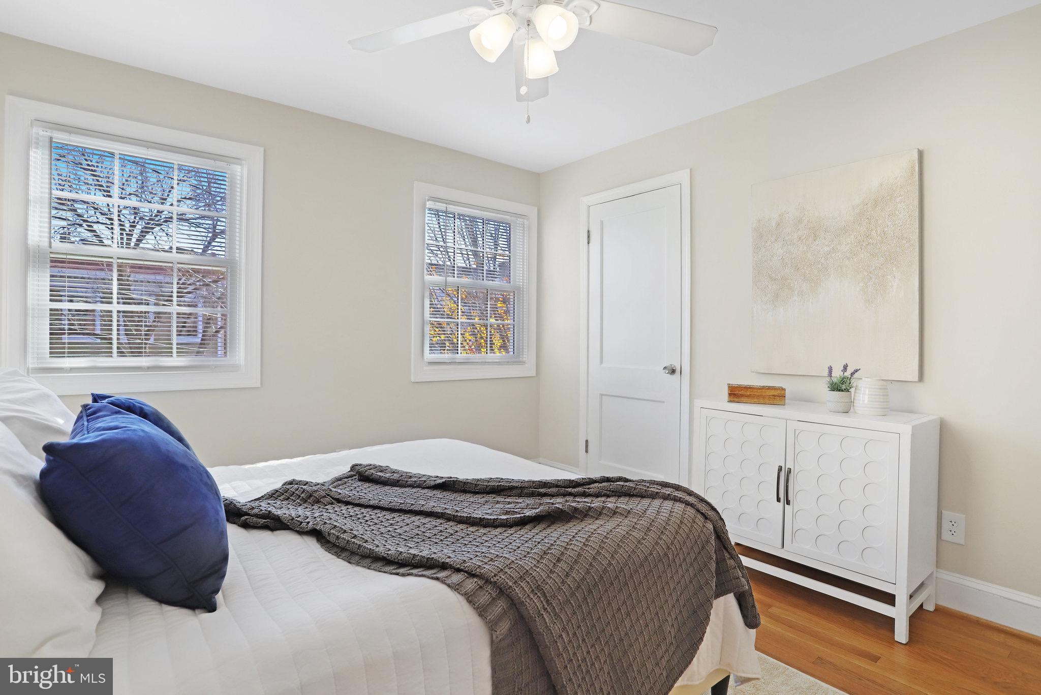 OLD TOWN ALEXANDRIA - Residential