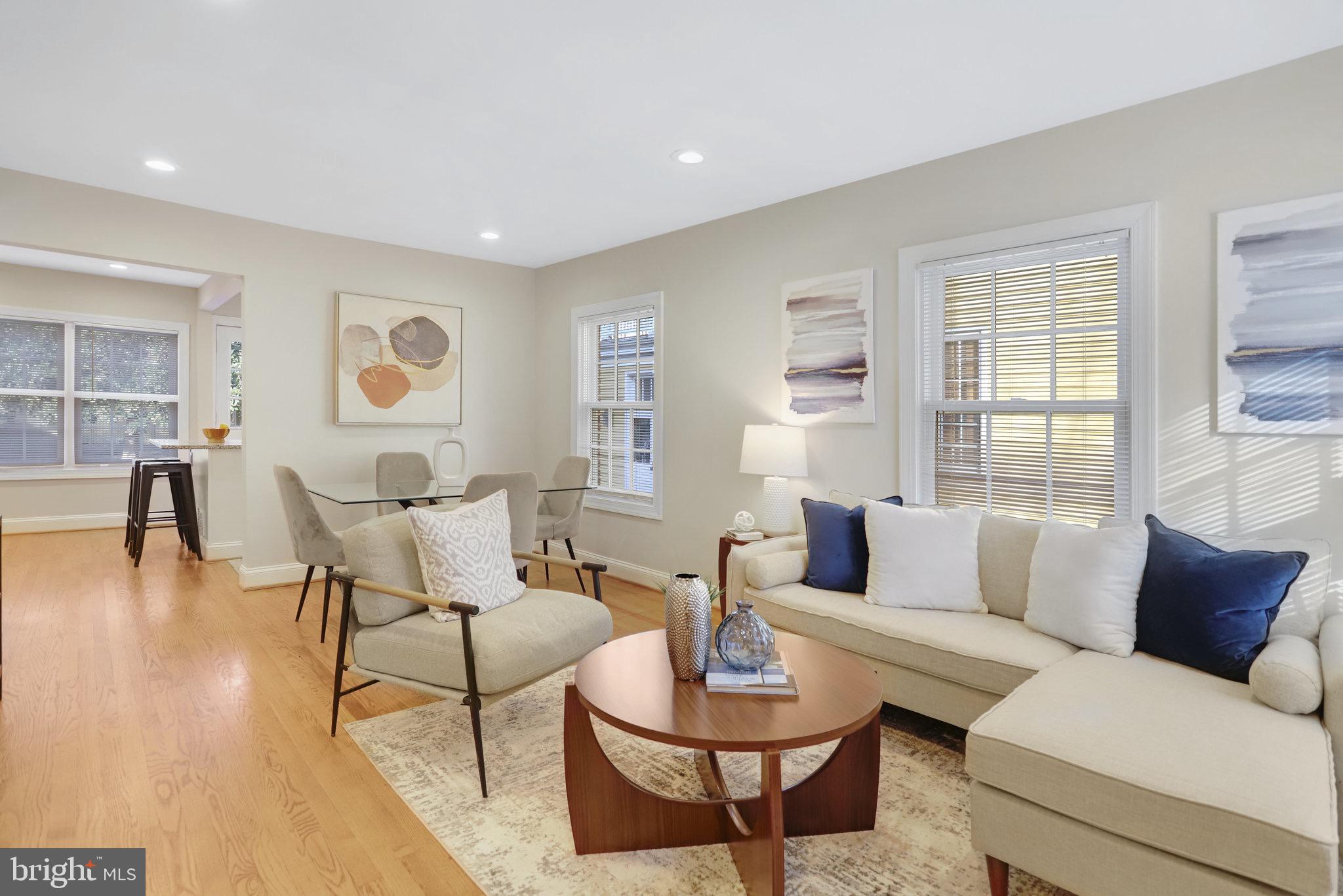 OLD TOWN ALEXANDRIA - Residential