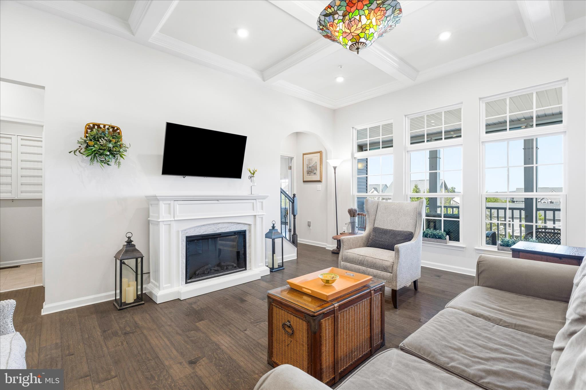 WOODBOURNE MANOR - Residential