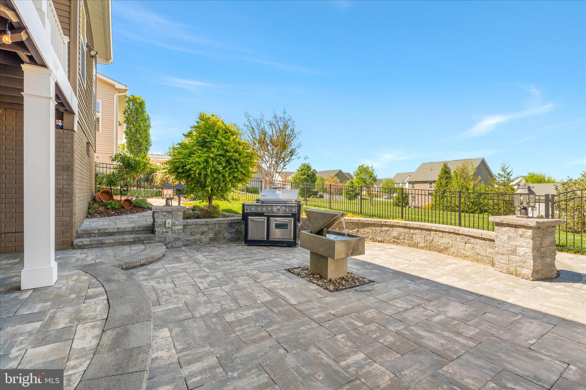 WOODBOURNE MANOR - Residential