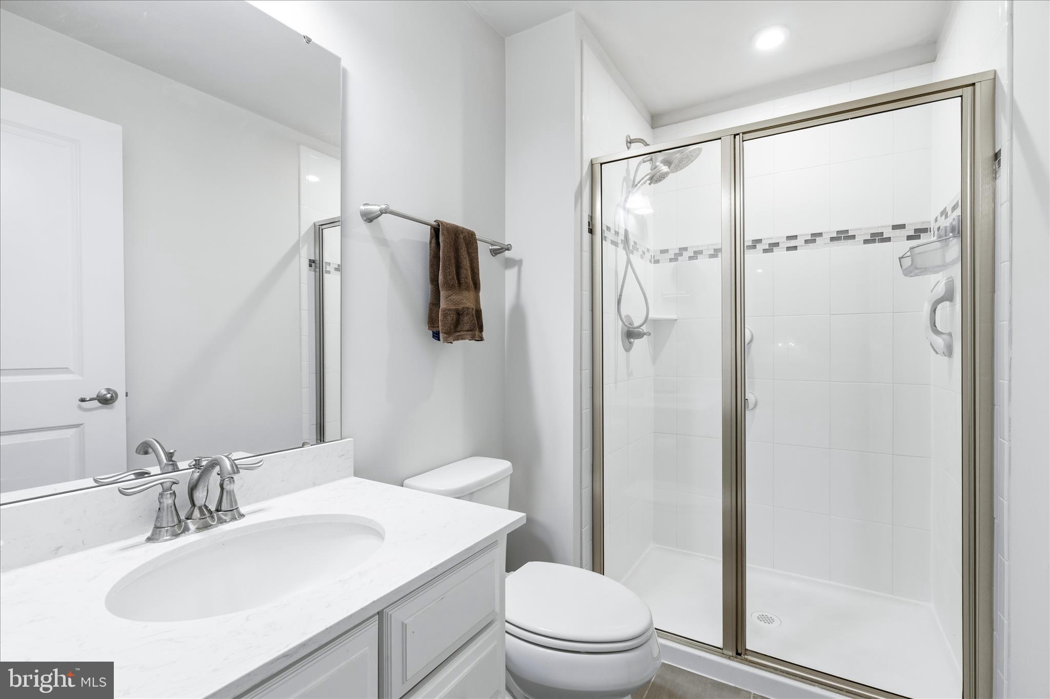 WOODBOURNE MANOR - Residential