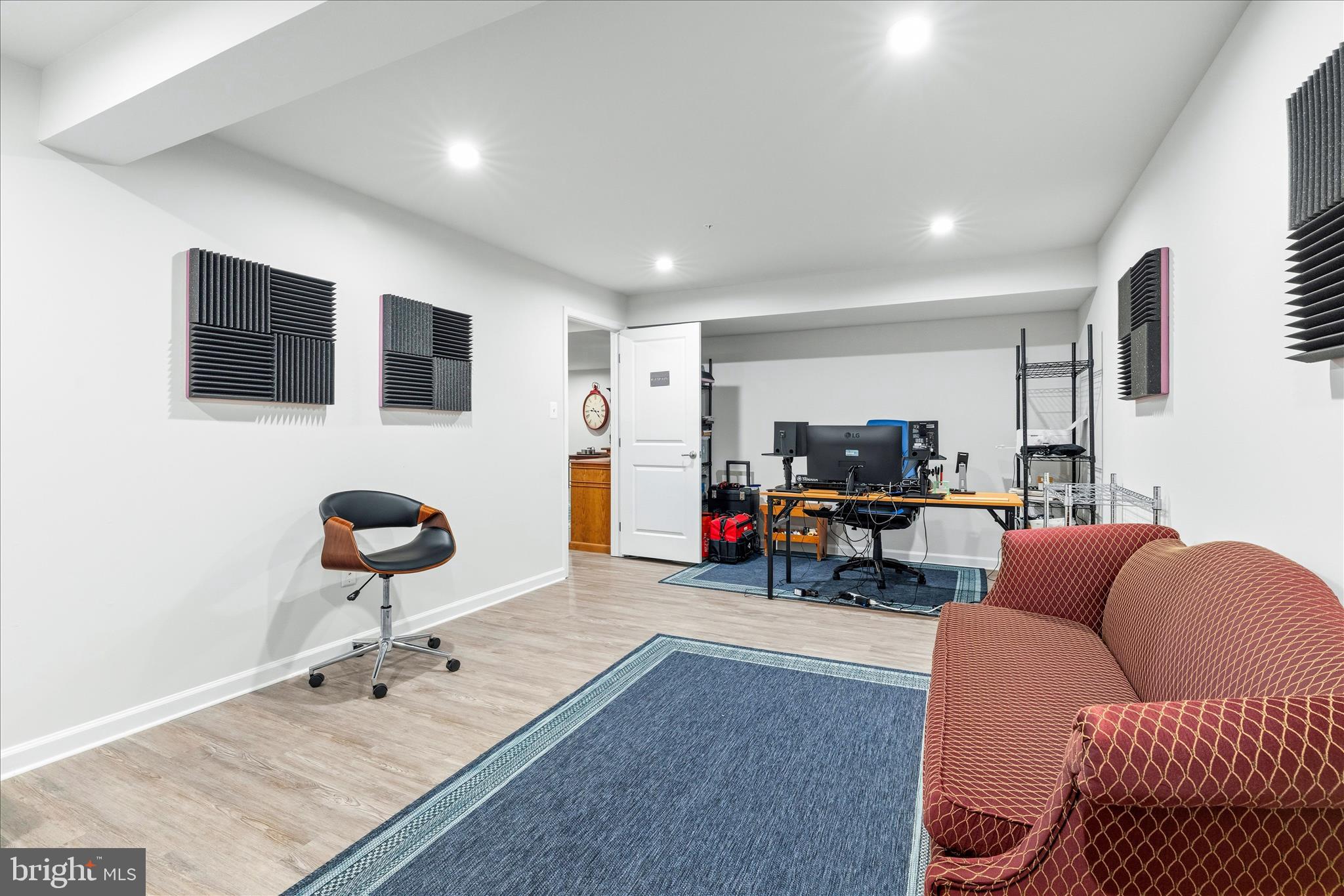 WOODBOURNE MANOR - Residential